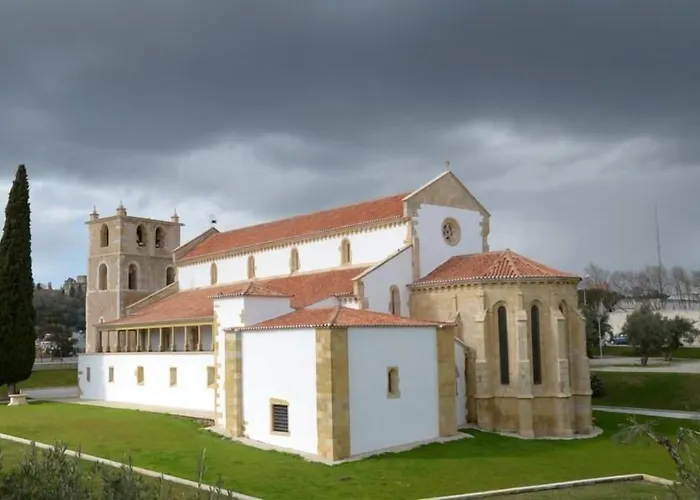 Casa Da Sinagoga * טומאר