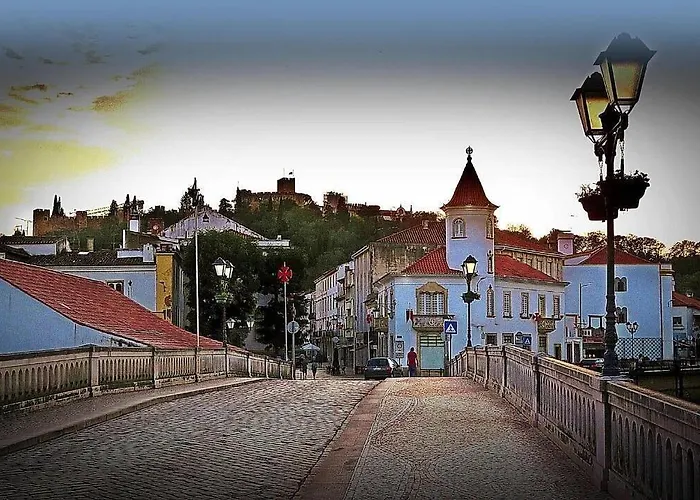 Casa Da Sinagoga * טומאר